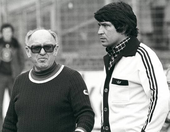 Helmut Kronsbein former coach at Hannover 96 and Werner Biskup coach of Preussen Muenster Aus 2 BL Nord Hannover 96 against Preussen Muenster 0 0 on 03 03 1978
