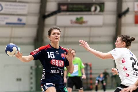 Jurate Zilinskaite SG H2Ku Herrenberg Kuties 15 VfL Waiblingen Tigers vs SG H2Ku Herrenberg Kuties Handball 2 Bundesliga Women HBF Season 18 19 15 02 2019 VfL Waiblingen Tigers vs SG H2Ku Herrenberg Kuties Handball 2 Bundesliga Women HBF Season 18 19 15 02 2019 Waiblingen Copyright: xEIBNER WolfgangxFrankx EP_WFK