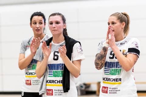 Jasmin Dirmeier VfL Waiblingen 08 Vanessa Nagler VfL Waiblingen 06 Tina Welter VfL Waiblingen 93 frustration after end of game VfL Waiblingen Tigers vs SG H2Ku Herrenberg Kuties Handball 2 Bundesliga Women HBF Season 18 19 15 02 2019 VfL Waiblingen Tigers vs SG H2Ku Herrenberg Kuties Handball 2 Bundesliga Women HBF Season 18 19 15 02 2019 Waiblingen Copyright: xEIBNER WolfgangxFrankx EP_WFK