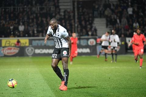 11 WILFRIED KANGA (SCO) - BLESSURE FOOTBALL : Angers vs Nice - Ligue 1 Conforama - 16 02 2019 FEP Panoramic 