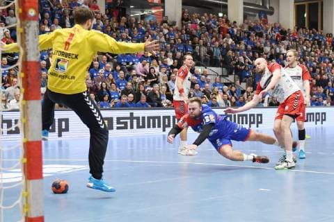Marcel Niemeyer HBW Balingen Weilstetten during an attack HBW Balingen Weilstetten vs ASV Hamm Westfalen 2 Handball Bundesliga 22 Matchday 16 02 2019 HBW Balingen Weilstetten vs ASV Hamm Westfalen 2 Handball Bundesliga 22 Matchday 16 02 2019 Balingen Copyright: xEIBNER Florian_Schustx EP_SCHUST