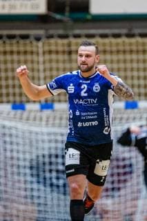 Handball 2 Bundesliga Men Season 2018 2019 Dessau Rosslauer HV 06 VfL Lübeck Schwartau Thees Glabisch 2 VfL Lübeck Schwartau with jubilation after goal during the season 2018 2019 in the Handball 2 Bundesliga Men between Dessau Rosslauer HV 06 and VfL Lübeck Schwartau in the Anhalt Arena on 17 February 2019 in Bauhausstadt Dessau Saxony Anhalt Saxony Anhalt Germany