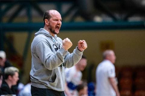 Handball 2 Bundesliga Men Season 2018 2019 Dessau Rosslauer HV 06 VfL Lübeck Schwartau Coach Torge Greve VfL Lübeck Schwartau during the season 2018 2019 in the Handball 2 Bundesliga Men between Dessau Rosslauer HV 06 and VfL Lübeck Schwartau in the Anhalt Arena on 17 February 2019 in Bauhausstadt Dessau Sachsen Anhalt Saxony Anhalt Germany