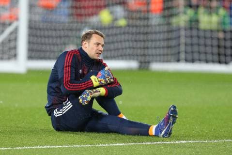 Manuel Neuer 1 FC Bayern Muenchen stretching Liverpool FC vs. FC Bayern Muenchen Football Champions League Round of 16 19 02 2019 Liverpool Liverpool England Copyright: xkolbert-press ChristianxKolbertx
