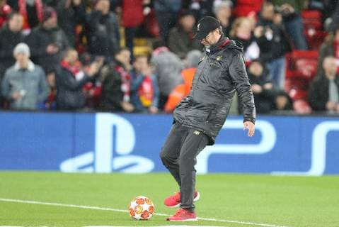 Chief Coach Juergen Klopp Liverpool FC kicks the ball away Liverpool FC vs. FC Bayern Munich Football Champions League Round of 16 19 02 2019 Liverpool Liverpool England Copyright: xkolbert-press ChristianxKolbertx