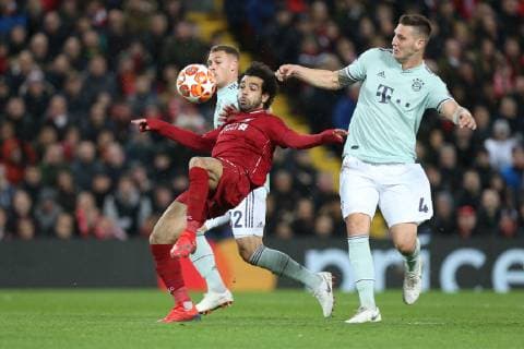 l r in duel Action with Georginio Wijnaldum 5 Liverpool FC Joshua Kimmich 32 FC Bayern Muenchen Niklas Suele 4 FC Bayern Muenchen Liverpool FC vs. FC Bayern Muenchen Football Champions League Round of 16 19 02 2019 Liverpool Liverpool England Copyright: xkolbert-press ChristianxKolbertx