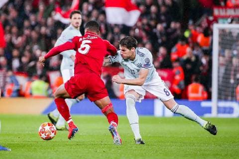 v left in the total ÊGeorginio Wijnaldum FC Liverpool and Javi Martinez FC Bayern Muenchen GER UEFA Champions League Round of 16 FC Liverpool FC Bayern Muenchen 19 02 2019 Liverpool Copyright: xTomxWellerx xEibner-Pressefotox EP_twr