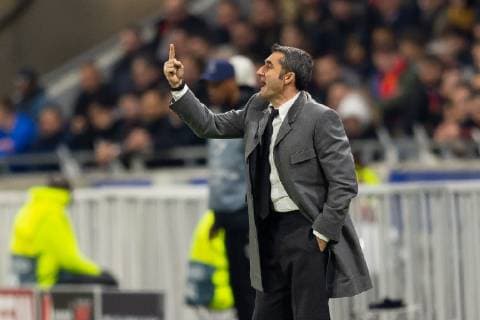 Lyon France 19 02 2019 UEFA Champions League 2018 19 Season quarter-finals Olympique Lyon FC Barcelona coach Ernesto Valverde FCB gesticulated gesticulation DeFodi053