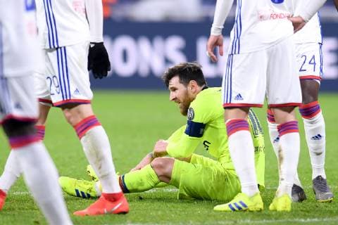 10 LIONEL MESSI (BAR) - BLESSURE FOOTBALL : Lyon vs Barcelone - Ligue des Champions - 19 02 2019 FEP Panoramic 