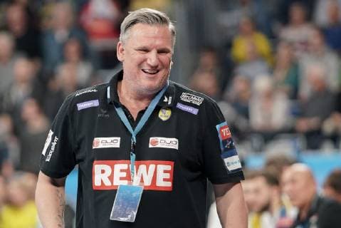 Nikolaj Jacobsen coach head coach RNL single picture action joy joy friendly cheerful radiant optimistic handball Champions League Rhein Neckar Löwen PGE Vive Kielce xozx