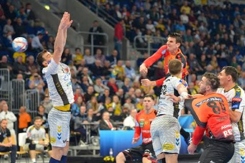 Rhein Neckar Loewen PGE Vive Kielce Rhein Neckar Loewe Andy Schmid Nr 2 against Kielce in the Champions League Rhein Neckar Loewen PGE Vive Kielce Mannheim 20 02 19 Handball Champions League Group Phase Mannheim Baden Wuerttemberg Germany SAP Arena