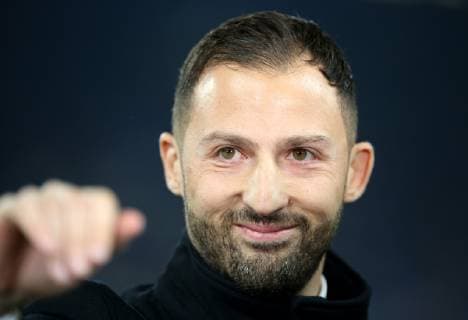 20 02 2019 Football UEFA Champions League 2018 2019 Round of 16 FC Schalke 04 Manchester City at the VELTINS Arena Gelsenkirchen Coach Domenico Tedesco Schalke DFL and DFB regulations prohibit any use of photographs as image sequences and or quasi video