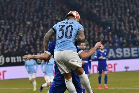 GER CL FC Schalke 04 vs Manchester City 20 02 2019 Veltins Arena Gelsenkirchen GER CL FC Schalke 04 vs Manchester City DFL regulations prohibit any use of photographs as image sequences and or quasi video im Bild Kopfball Kopfballduell Nicolas Otamendi 30 Manchester City Salif Sane 26 FC Schalke 04 nph Mauelshagen nph00321