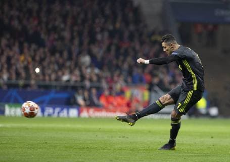 Cristiano Ronaldo of Juventus during the UEFA Champions League 2018 19 Round of 16 First Leg match between Atletico de Madrid and Juventus at Wanda Metropolitano Stadium in Madrid on January 20 2019 Photo by Guille M Cordon Press Cordon Press,  xGuillermoxMartinezx xUEFAxChampionsxLeaguex2018 19:xAtleticoxdexMadridxvsxJuventusx