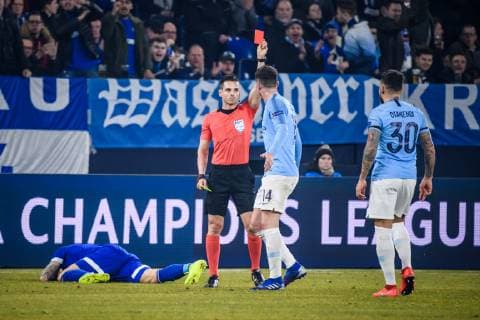 20 02 2019 xkvx Football UEFA Champions League FC Schalke 04 Manchester City emspor v l Red card for red card for sending-off Game Misconduct Nicolas Otamendi Manchester City Guido Burgstaller S04 Schalke 04 injured on ground DFL DFB REGULATIONS PROHIBIT ANY USE OF PHOTOGRAPHS as IMAGE SEQUENCES and or QUASI VIDEO Gelsenkirchen