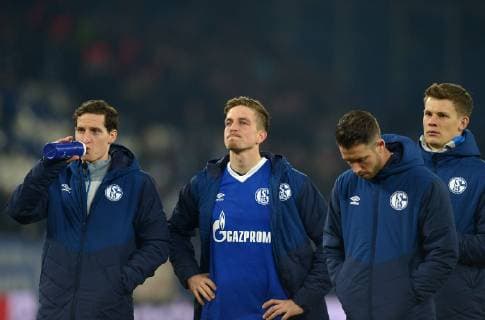 Gelsenkirchen Germany 20 02 2019 UEFA Champions League 2018 19 Season Round of 16 FC Schalke 04 Manchester City Sebastian Rudy S04 Bastian Oczipka S04 Mark Uth S04 and goalkeeper Alexander Nuebel S04 disappoints DeFodi521