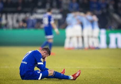Gelsenkirchen 20 02 2019 Mark Uth S04 disappointed back cheers City FC Schalke 04 Manchester City