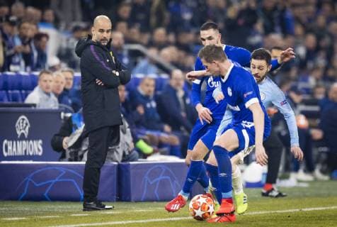 Gelsenkirchen 20 02 2019 Coach Pep Guardiola City Bastian Oczipka S04 Bernardo Silva City FC Schalke 04 Manchester City