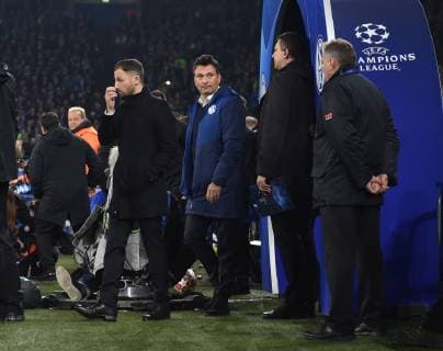 20 02 2019 Football UEFA Champions League Season 2018 2019 Round of sixteen first leg FC Schalke 04 Manchester City 2 3 v li Coach Domenico Tedesco FC Schalke 04 Manager Christian Heidel Schalke 04 Team2