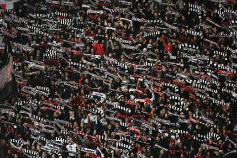 21 02 2019 xmhx Football UEFA Europa League Eintracht Frankfurt Schachtar Donezk emspor v l Eintracht Fans sing the anthem Eintracht am Main Flags Banner Scarves Mood Ultras DFL DFB REGULATIONS PROHIBIT ANY USE OF PHOTOGRAPHS as IMAGE SEQUENCES and or QUASI VIDEO Frankfurt am Main