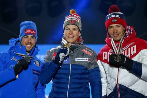 Nordische Ski WM in Seefeld, Langlauf Sprint Herren, Siegerehrung NORDIC SKIING - FIS Nordic World Ski Championships Seefeld 2019 SEEFELD,AUSTRIA,22.FEB.19 - NORDIC SKIING, CROSS COUNTRY SKIING - FIS Nordic World Ski Championships, medal plaza, award ceremony, sprint, men. Image shows Federico Pellegrino (ITA), Johannes Hoesflot Klaebo (NOR) and Gleb Retivykh (RUS). Keywords: medal. GEPAxpictures xCh.xKelemen
