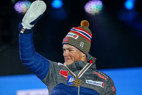 Nordische Ski WM in Seefeld, Langlauf Sprint Herren, Siegerehrung NORDIC SKIING - FIS Nordic World Ski Championships Seefeld 2019 SEEFELD,AUSTRIA,22.FEB.19 - NORDIC SKIING, CROSS COUNTRY SKIING - FIS Nordic World Ski Championships, medal plaza, award ceremony, sprint, men. Image shows Johannes Hoesflot Klaebo (NOR). Keywords: medal. GEPAxpictures xCh.xKelemen