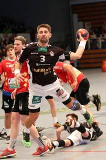 Handball 2 Handball Bundesliga 2018 2019 Handball Sportverein Hamburg vs. HC Rhein Vikings Bennet Johnen HC Rhein Vikings Stefan Schröder Handball Sportverein Hamburg successful goalscoring Sporthalle Hamburg Hamburg Hamburg