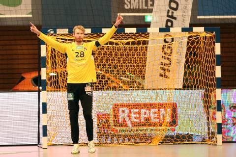 Handball 2 Handball Bundesliga 2018 2019 Handball Sportverein Hamburg vs. HC Rhein Vikings Goalkeeper Aron Edvardsson Handball Sportverein Hamburg Jubel Sporthalle Hamburg Hamburg Hamburg