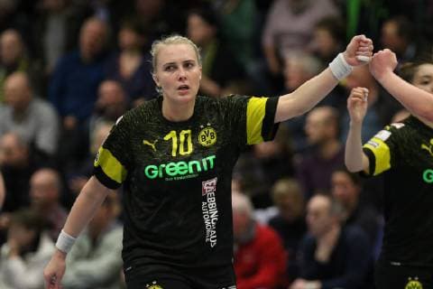 Hildigunnur Einarsdottir Dortmund claps his hands from Handball 1 Bundesliga Womens Handball Borussia Dortmund vs. Bayer 04 Leverkusen Herdecke Sporthalle Bleichstein 22 02 2019 Herdecke Sporthalle Bleichstein NRW Germany