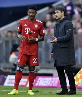 Coach Coach Niko Kovac FC Bayern Munich FCB at the edge of the pitch Gesture Gesture in conversation Discussion with David Alaba FC Bayern Munich FC Bayern Munich FCB vs Hertha BSC Berlin 23 02 2019 DFL REGULATIONS PROHIBIT ANY USE OF PHOTOGRAPHS AS IMAGE SEQUENCES AND OR QUASI VIDEO FC Bayern Munich FCB vs Hertha BSC Berlin