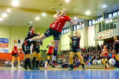 Goalscoring by Anna Lena Tomlik Beyeröhde Handball Women 2 League 2018 19 BSV Sachsen Zwickau TV Beyeröhde Wuppertal am 23 2 2019 BSV Sachsen Zwickau TV Beyeröhde Wuppertal