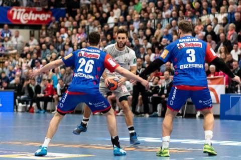 Lukas Saueressig HBW Balingen Weilstetten 26 Sebastian Gress HC Elbflorenz Dresden 25 Marcel Niemeyer HBW Balingen Weilstetten 03 HBW Balingen Weilstetten vs. HC Elbflorenz Dresden Handballl DKB Herren 2 Bundesliga 23 Spieltag Saison 18 19 GER 23 02 2019 HBW Balingen Weilstetten vs. HC Elbflorenz Dresden Handballl DKB Herren 2 Bundesliga 23 Spieltag Saison 18 19 GER 23 02 2019 Balingen Copyright: xEIBNER WolfgangxFrankx EP_WFK