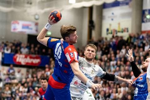 Lars Friedrich HBW Balingen Weilstetten 10 Nils Kretschmer HC Elbflorenz Dresden 20 HBW Balingen Weilstetten vs HC Elbflorenz Dresden Handballl DKB Men 2 Bundesliga 23 Matchday Season 18 19 GER 23 02 2019 HBW Balingen Weilstetten vs HC Elbflorenz Dresden Handballl DKB Men 2 Bundesliga 23 Matchday Season 18 19 GER 23 02 2019 Balingen Copyright: xEIBNER WolfgangxFrankx EP_WFK