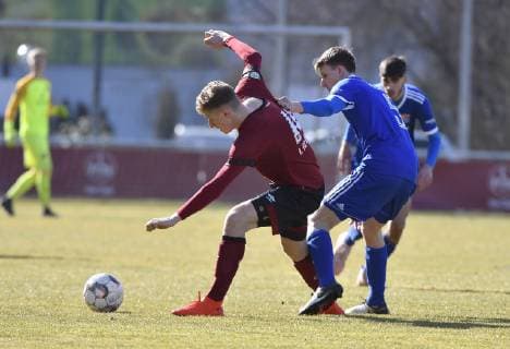 23.02.2019 - Fussball - Saison 2018 2019 - B-Junioren U17 U 17 - Bundesliga Süd Südwest - 18. Spieltag: 1. FC Nürnberg FCN ( Club ) - SpVgg Unterhaching - - David Ismail (10, 1.FC Nürnberg FCN ) Viktor Zentrich (5, SpVgg Unterhaching , rechts ) *** 23 02 2019 Football Season 2018 2019 B Juniors U17 Bundesliga South Southwest 18 Matchday 1 FC Nuremberg FCN Club SpVgg Unterhaching David Ismail 10 1 FC Nuremberg FCN Viktor Zentrich 5 SpVgg Unterhaching right