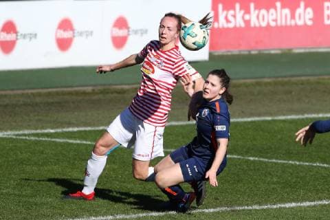 Sport 1 FC Cologne vs. 1 FFC Turbine Potsdam II Football 2 Bundesliga Women Franz Kremer Stadium left Meike Meßmer 1 FC Cologne 24 02 2019