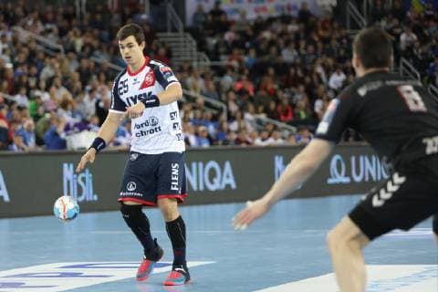 Zagreb, 24 02 2019 - Arena Zagreb hall, 2018 19 EHF Men s Champions League Group Phase. HC PPD Zagreb (black) - SG Flensburg-Handewit (white) 21:22 LAUGE SCHMIDT Rasmus (25) 