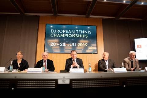 Kick-off press conference for the Tennis Hamburg Open 2019 DTB Deutscher Tennisbund MatchMaker Sports GmbH and Senate give outlook on the upcoming tournament Tennis tournament at Rothenbaum Rotherbaum Sandra Reichel Peter Michael Reichel Andy Grote Vladimir Dmitriev Klaus Eberhard from left Kick-off press conference for the Tennis Hamburg Open 2019 DTB Deutscher Tennisbund MatchMaker Sports GmbH and Senate give outlook on the upcoming tournament Tennis tournament at Rothenbaum Rotherbaum Hamburg Hamburg Germany City Hall