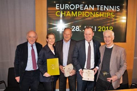 Opening press conference for the Tennis Hamburg Open 2019 DTB Deutscher Tennisbund MatchMaker Sports GmbH and Senate give outlook on the upcoming tournament Tennis tournament at Rothenbaum Rotherbaum Peter Michael Reichel Sandra Reichel Vladimir Dmitriev Andy Grote Klaus Eberhard from left Opening press conference for the Tennis Hamburg Open 2019 DTB Deutscher Tennisbund MatchMaker Sports GmbH and Senate give outlook on the upcoming tournament Tennis tournament at Rothenbaum Rotherbaum Hamburg Hamburg Germany City Hall