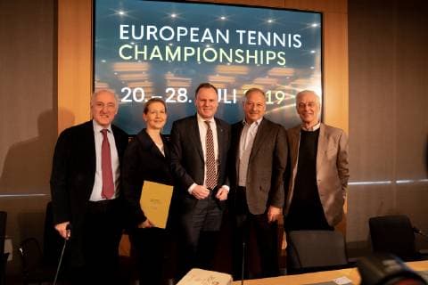 Opening press conference for the Tennis Hamburg Open 2019 DTB Deutscher Tennisbund MatchMaker Sports GmbH and Senate give outlook on the upcoming tournament Tennis tournament at Rothenbaum Rotherbaum Peter Michael Reichel Sandra Reichel Vladimir Dmitriev Andy Grote Klaus Eberhard from left Opening press conference for the Tennis Hamburg Open 2019 DTB Deutscher Tennisbund MatchMaker Sports GmbH and Senate give outlook on the upcoming tournament Tennis tournament at Rothenbaum Rotherbaum Hamburg Hamburg Germany City Hall