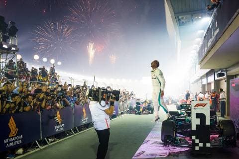 Singapore 19 09 2018 Formula 1 Formula 1 Formula 1 Mexican Grand Prix winner Lewis Hamilton GB 44 Mercedes AMG Petronas Formula One Team DeFodi506