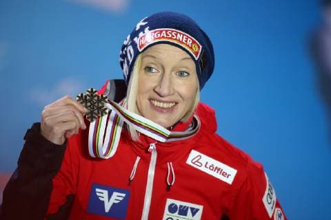 NORDIC SKIING - FIS Nordic World Ski Championships Seefeld 2019 SEEFELD,AUSTRIA,28.FEB.19 - NORDIC SKIING, Ski jumping Skispringen Ski nordisch - FIS Nordic World Ski Championships, Medal Plaza, award ceremony, normal hill, ladies. Image shows Daniela Iraschko-Stolz (AUT). GEPAxpictures xCh.xKelemen