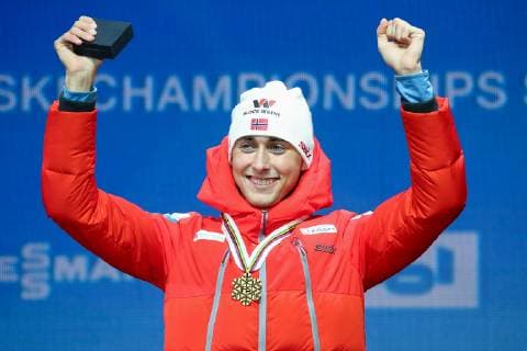 Nordische Ski WM in Seefeld, Nordische Kombination, Siegerehrung NORDIC SKIING - FIS Nordic World Ski Championships Seefeld 2019 SEEFELD,AUSTRIA,28.FEB.19 - NORDIC SKIING, NORDIC COMBINED - FIS Nordic World Ski Championships, Medal Plaza, award ceremony, 10km Gundersen, individual. Image shows Jarl Magnus Riiber (NOR). GEPAxpictures xCh.xKelemen