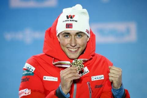 Nordische Ski WM in Seefeld, Nordische Kombination, Siegerehrung NORDIC SKIING - FIS Nordic World Ski Championships Seefeld 2019 SEEFELD,AUSTRIA,28.FEB.19 - NORDIC SKIING, NORDIC COMBINED - FIS Nordic World Ski Championships, Medal Plaza, award ceremony, 10km Gundersen, individual. Image shows Jarl Magnus Riiber (NOR). GEPAxpictures xCh.xKelemen