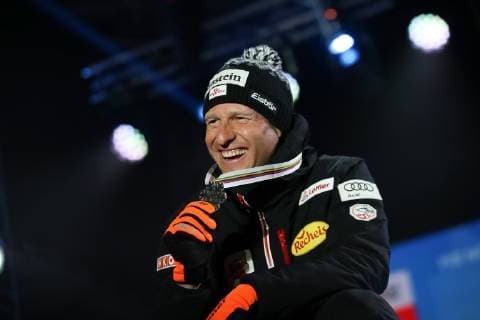 Nordische Ski WM in Seefeld, Nordische Kombination, Siegerehrung NORDIC SKIING - FIS Nordic World Ski Championships Seefeld 2019 SEEFELD,AUSTRIA,28.FEB.19 - NORDIC SKIING, NORDIC COMBINED - FIS Nordic World Ski Championships, Medal Plaza, award ceremony, 10km Gundersen, individual. Image shows Bernhard Gruber (AUT). Keywords: medal. GEPAxpictures xChristianxWalgram