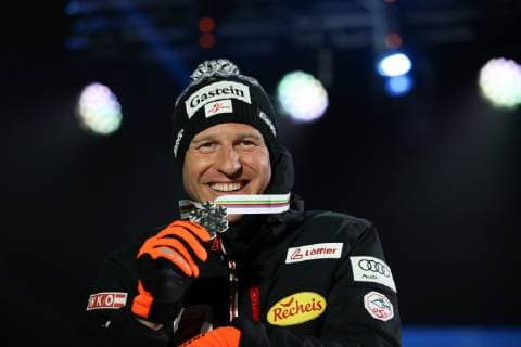 Nordische Ski WM in Seefeld, Nordische Kombination, Siegerehrung NORDIC SKIING - FIS Nordic World Ski Championships Seefeld 2019 SEEFELD,AUSTRIA,28.FEB.19 - NORDIC SKIING, NORDIC COMBINED - FIS Nordic World Ski Championships, Medal Plaza, award ceremony, 10km Gundersen, individual. Image shows Bernhard Gruber (AUT). Keywords: medal. GEPAxpictures xChristianxWalgram