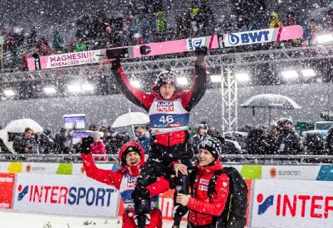 01 03 2019 Seefeld AUT FIS World Championships Nordic Ski Seefeld 2019 Ski Jump Mens Flower Ceremony pictured Gold Medal Winner and World Champion Dawid Kubacki POL Gold Medallist and World Champion Dawid Kubacki POL during the flowers ceremony for the men s Skijumping of FIS Nordic Ski World Championships 2019 Seefeld Austria on 2019 03 01 Seefeld  EX_FEI