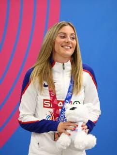 2nd March 2019, Emirates Arena, Glasgow, Scotland; European Athletics Indoor Championships, day 2; Melissa Courtney (GBR) with the bronze medal for the women 3000m  ActionPlus12109876 VagelisxGeorgariou