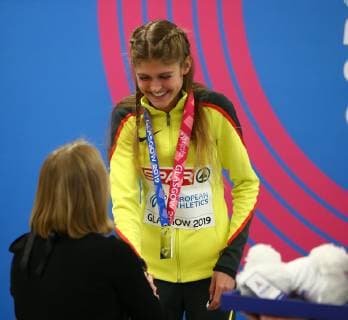 2nd March 2019, Emirates Arena, Glasgow, Scotland; European Athletics Indoor Championships, day 2; Konstanze Klosterhalfen (GER) is presented with the silver medal for the women 3000m  ActionPlus12109877 VagelisxGeorgariou