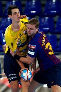 FC Barcelona Barca Lassa s Aron Palmarsson (R) in action against Rhein-Necker Lowen s Filip Taleski (L) during a Champions League handball match at the Palau Blaugrana in Barcelona, Catalonia, north eastern Spain, 02 March 2019. BARCELONA vs RHEIN NECKAR LOWEN !ACHTUNG: NUR REDAKTIONELLE NUTZUNG!  Copyright: xTonixAlbirx GRAF6920 20190302-636871494352908021
