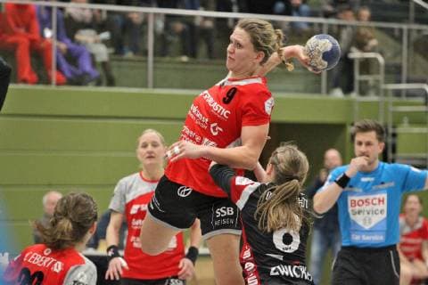 9 Lea Schuhknecht TGN 8 Fabienne Kracht BSV Handball 2 HBF TG Nuertingen vs BSV Sachsen Zwickau 2019 03 02 Handball 2 HBF TG Nuertingen vs BSV Sachsen Zwickau Nuertingen Copyright: xEIBNER SebastianxBaurx EP_SBAUR